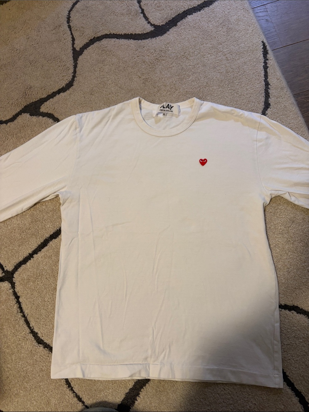 Comme des Garçons PLAY White Short-Sleeve T-Shirt with Red Heart